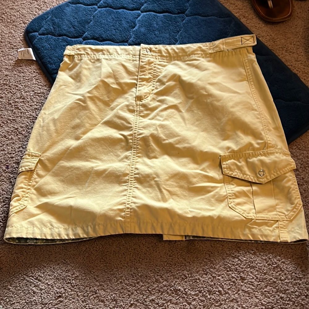 Horny toad yellow skirt 6‎